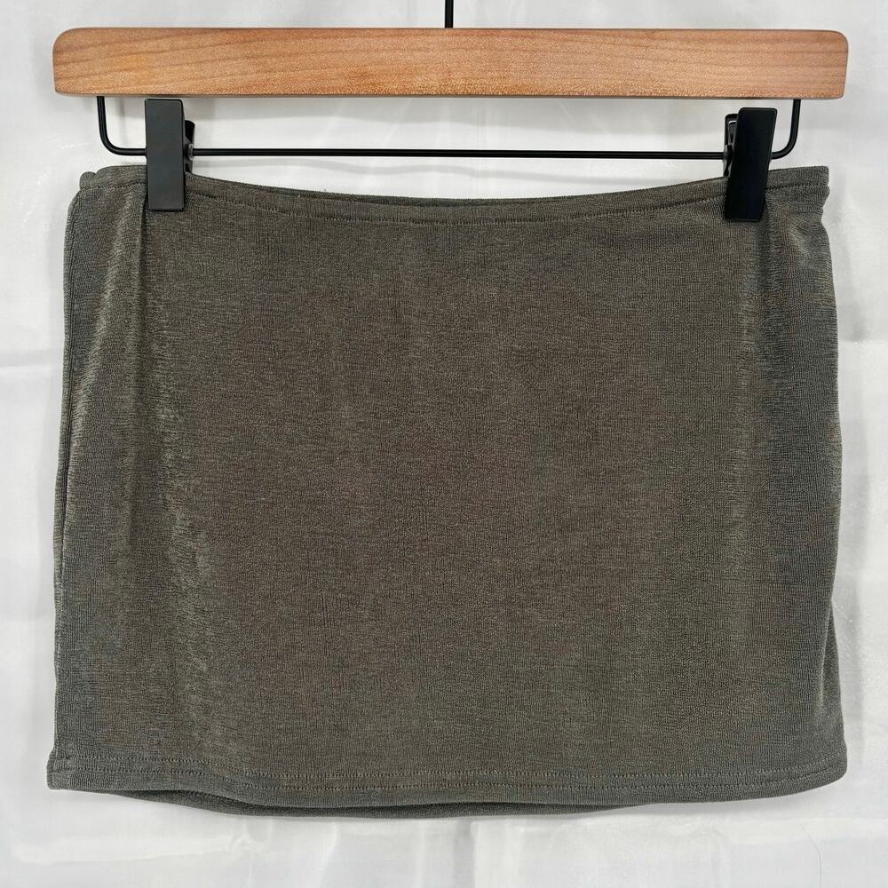 Edikted Y2K Green Spandex Shimmer Tube Top Crop Top Size M